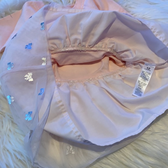 Carter’s Cute Dress for 12 mos old baby girl 😍🤗 color soft peach pink. - Picture 6 of 7